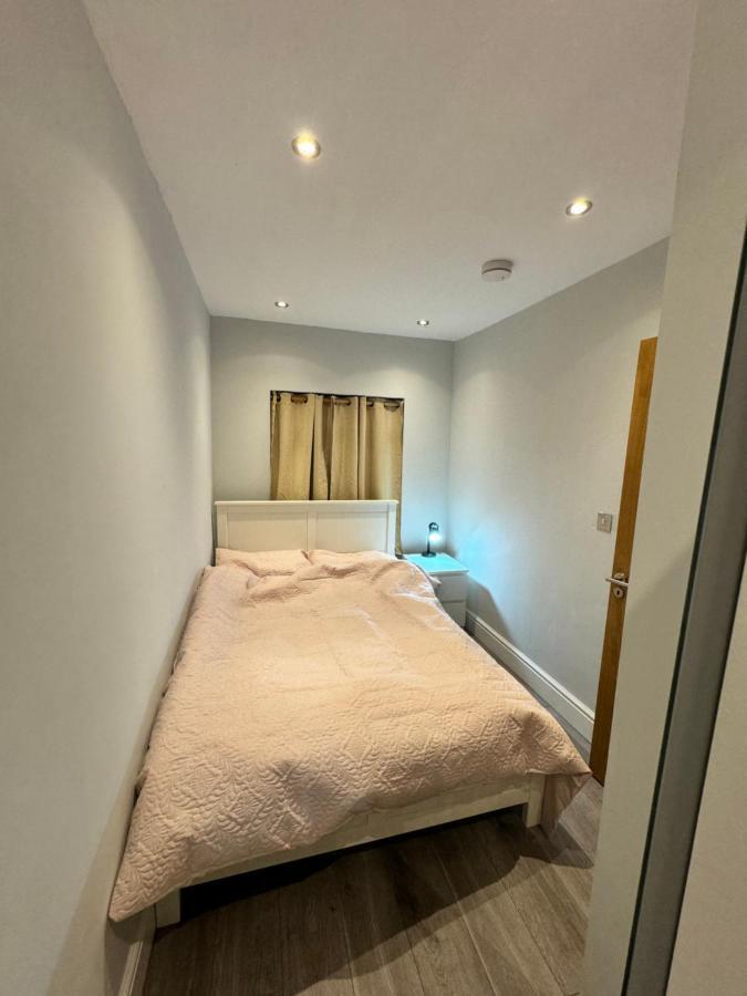 1 Bed With Kitchenette And Bathroom Oxford Exterior photo