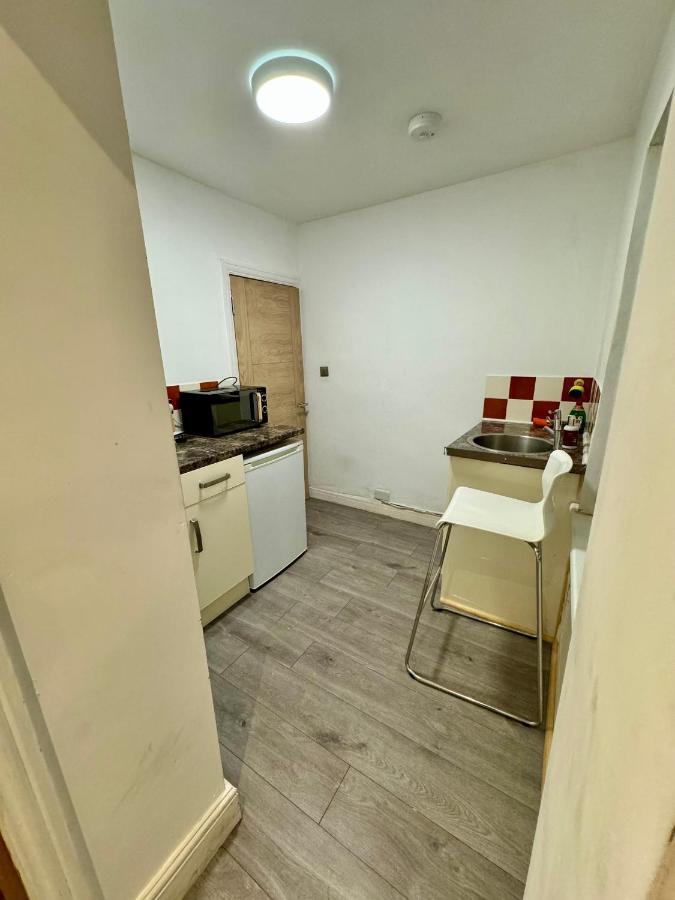 1 Bed With Kitchenette And Bathroom Oxford Exterior photo